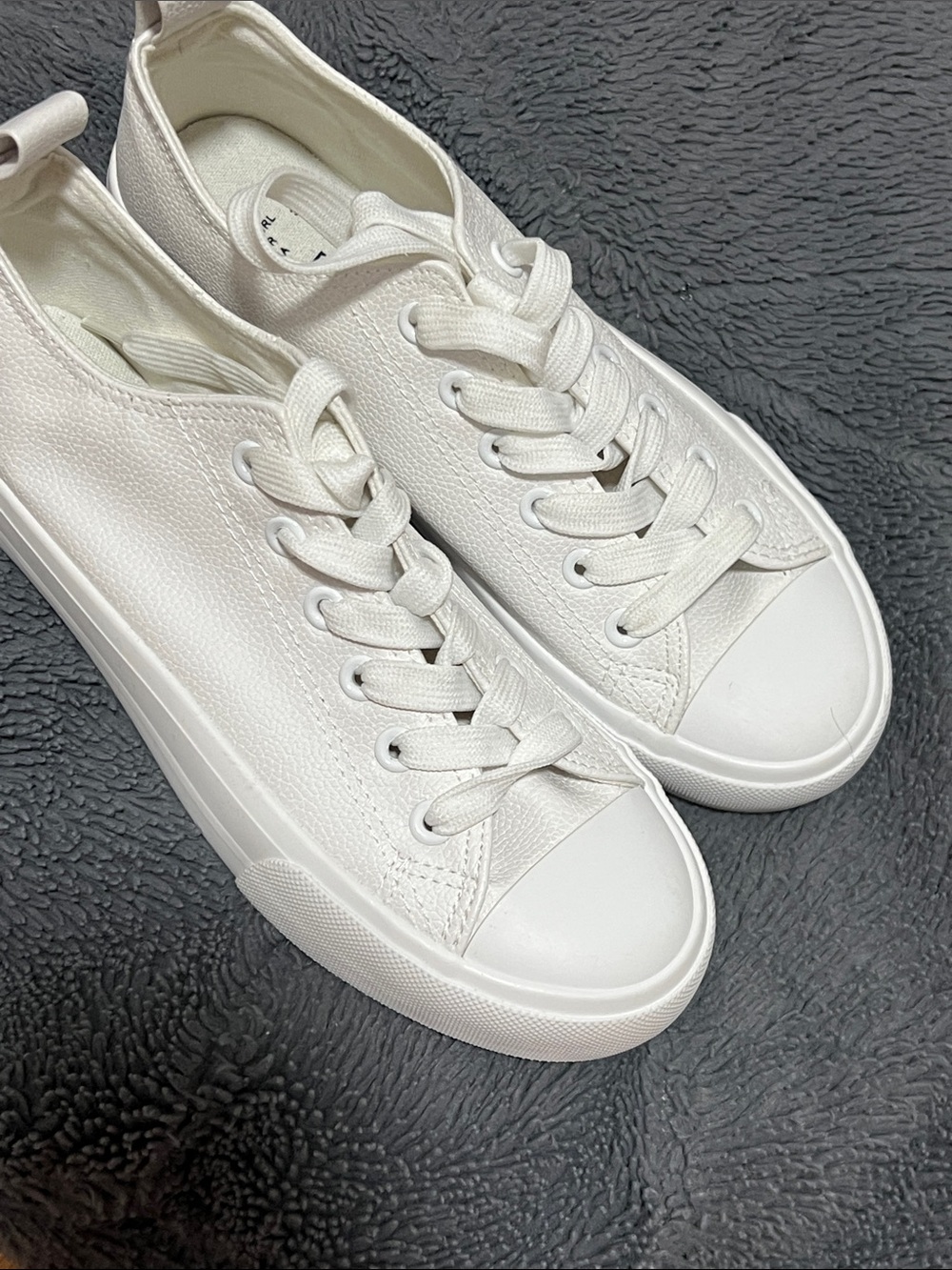 Primark Women's White Low-Top Leather-Effect Sneakers